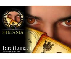 chiama i migliori cartomanti su www.TarotLuna.it.