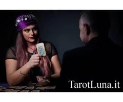 chiama su tarotluna.it